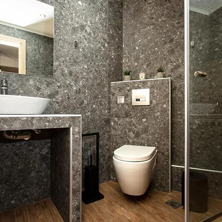 Thess Quality Urban Living Apartment